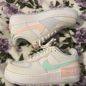 Nike Women's White and Pastel Multi-Color Sneakers